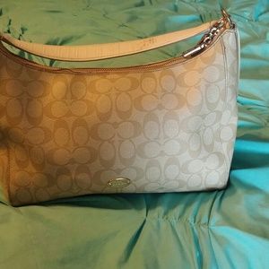 Coach shoulder bag